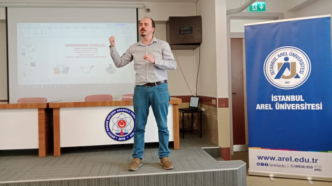 Dr. Öğr. Üyesi Çağlar ERCEN Tarafından ''Z Kuşağı ve Aile İçi İletişim'' Semineri